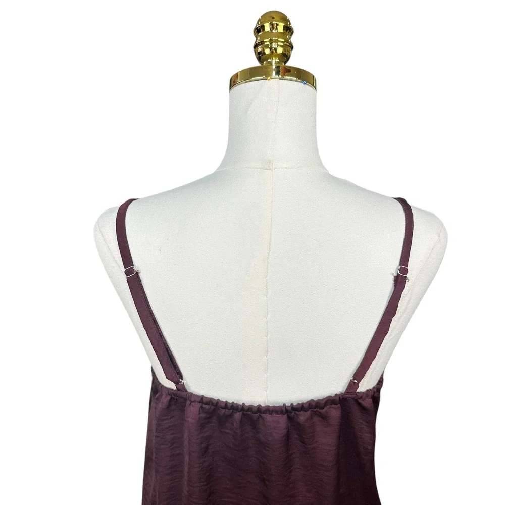 Adored by Adore Me Womens Burgundy Hammered Satin V-Neck Camisole Top Size M - Picture 4 of 8